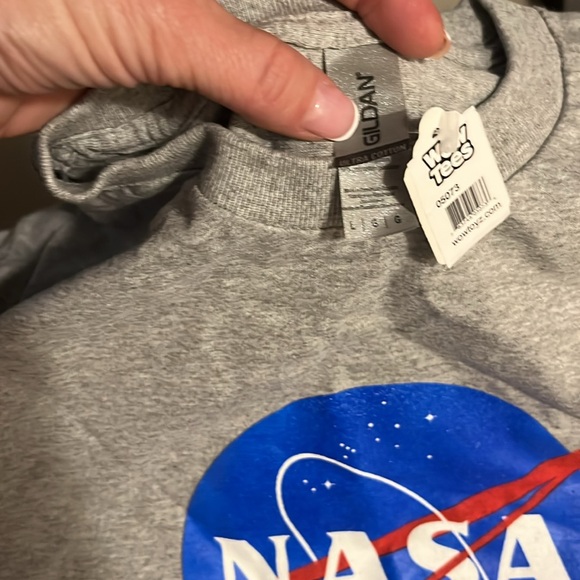 NASA LOGO T-SHIRT - Picture 2 of 2